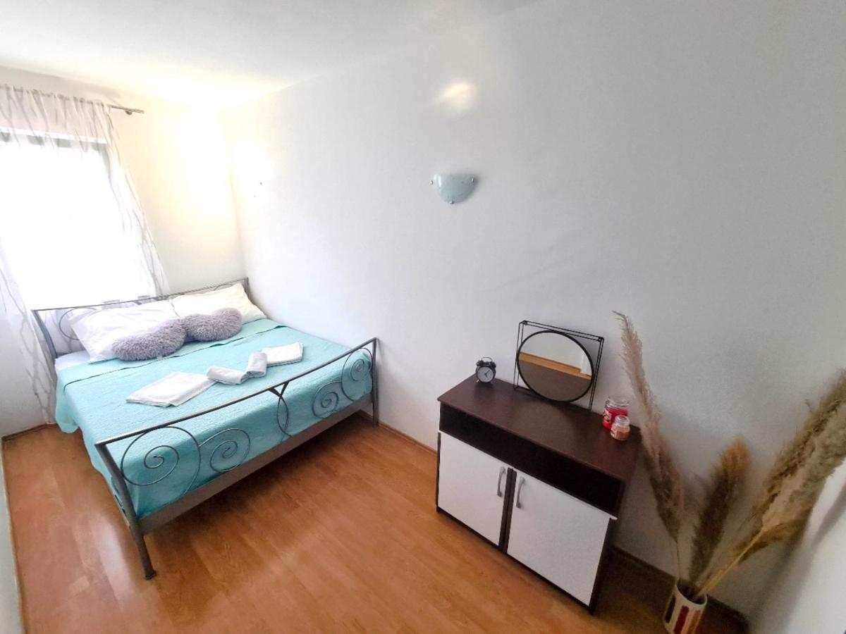 Apartment Three Roads Baška Voda Eksteriør billede